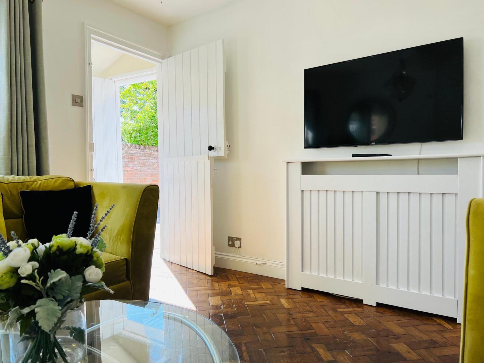 Bridewell Cottage In The Heart Of Tenterden - Pass The Keys エクステリア 写真